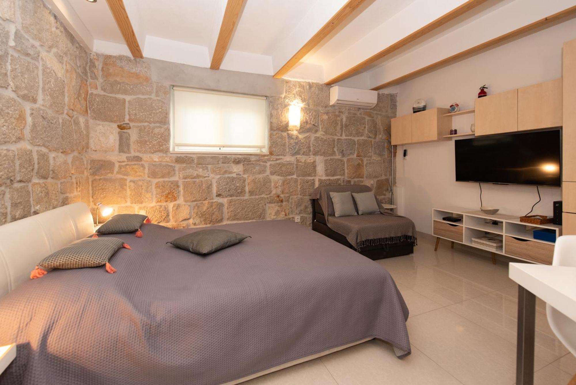 Apartment Korda Beach Split